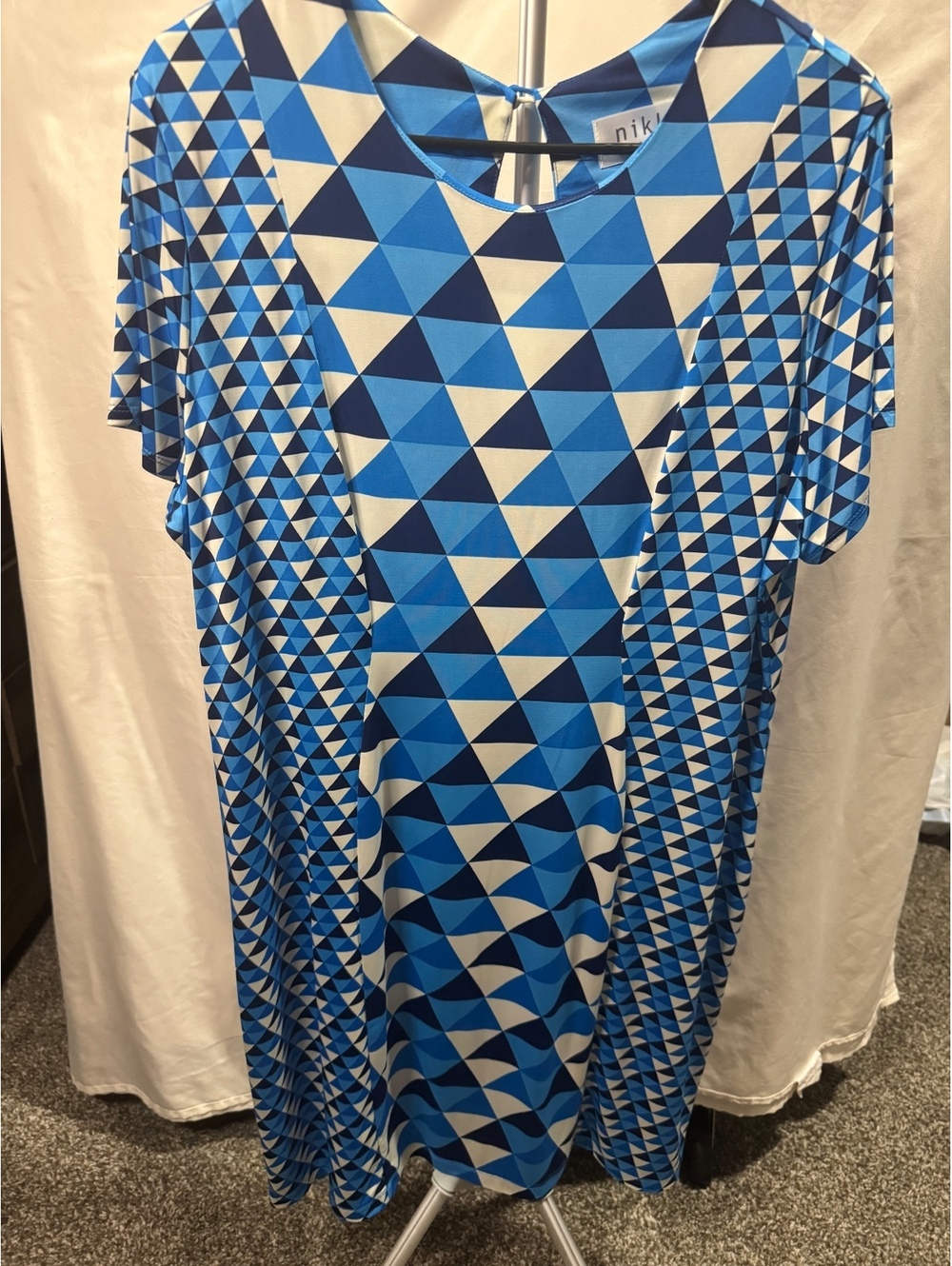 287 nikki poulos XL Blue Geometric Pattern Dress with Button Back Detail